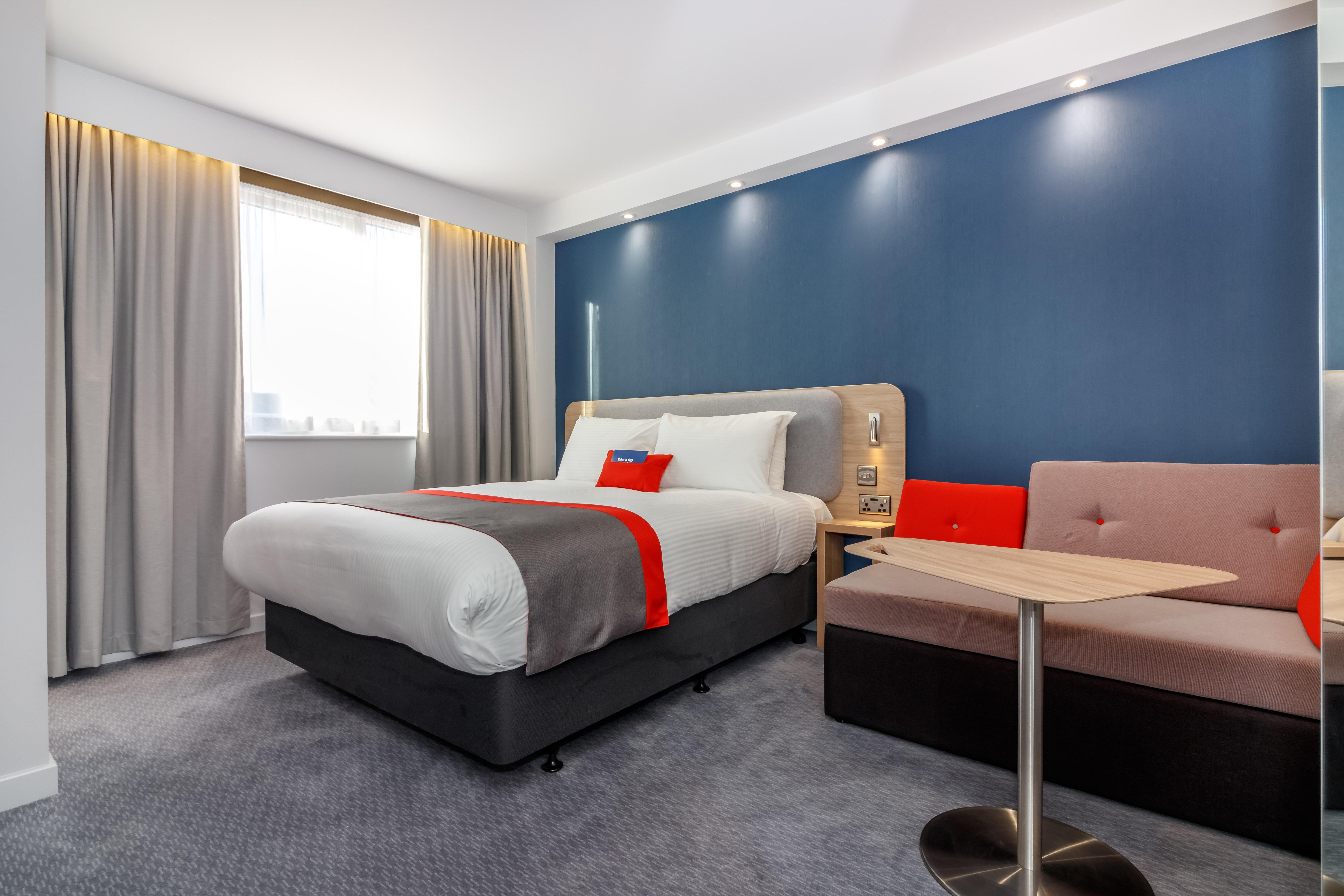 Holiday Inn Express - Wigan By Ihg Extérieur photo